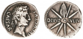 Augustus (27 BC - 14 AD) - AR Denarius (Caesaraugusta 19-18 BC, 3.67 g) – CAESAR AVGVSTVS, oak-wreathed bust right (test mark F in neck and before hea...