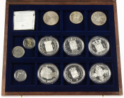 Cassette holding 6 silver coin-replica's and some silver coins