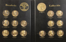 Cassette 'Beatrix Collectie' (Muntpost Elst) containing 19 large format bronze medals after pre war examples