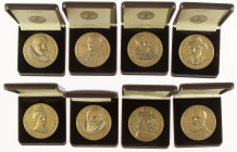 Lot of 8 large bronze 's Rijks Munt medals in boxes