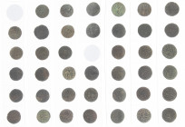 Ceylon - Lot of 40 coins Medieval period, Polonnaruva period, Lilavati 1197-1211, AE massa (6); same: Sahasamalla 1200-1202, AE massa (10) ; same: Dha...