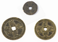 China - China, lot of 3 coins: Qing dynasty, Emperor Wen Zong, Xian-feng (1851-61), Gongchang, Gansu, 100 wen. Obv: Xian Feng Yuan Bao / rev: Dang bai...