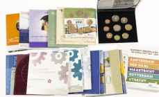 Euros - Box with BU-, UNC- and proofsets a.w. theme sets, also some miscellaneous