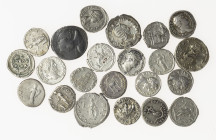 Ancient coins in lots - Roman coinage - An interesting lot Roman Denarii: Julia Domna (MATRI CASTRORVM), Hadrianus (AFRICA), Lucilla (VOTA PVBLICA in ...