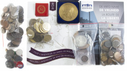 Belgium - box mainly Belgian tokens and tokens incl. 19th centuty, bag of counterfeit coins, tourist-medals, some large formats Royal House, Marriage ...