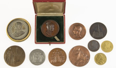Belgium - lot of ca. 11 medals incl. 'Hulde Henegouwen aan Willem Frederik 1816' tin door Simon, 'Duc de Brabant 18 ans 1853', 'Mort de Louise Marie 1...