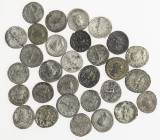 Ancient coins in lots - Roman coinage - A lot with Roman Antoniniani: Gordianus III, Philippus I, Volusianus, Gallienus etc.- in total 30 coins in avg...