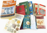 Literature - World - Box literature incl. Paper Money 1961-Present and 'Varianten und Fehlprägungen der Euro-Münzen'