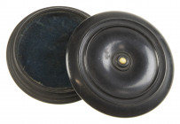 Nice 17-18th century turned ebony medal box with small ivory knob 70x18 mm - for 51 mm diameter medals