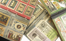 Germany - Germany - box with 3 albums banknotes Inflation + Notgeld among which Köln, Bielefeld, etc. - Total ca. 364 pcs.