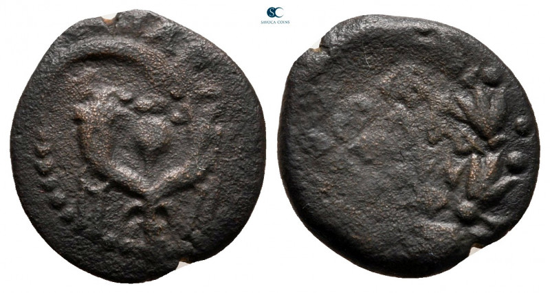 Judaea. Jerusalem. John Hyrcanus I 135-104 BC. 
Prutah Æ

15 mm, 1,58 g


...