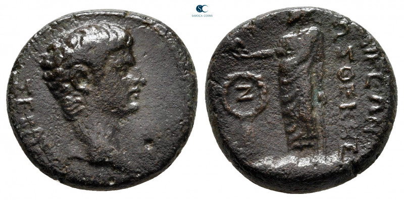 Phrygia. Laodikeia ad Lycum. Augustus 27 BC-AD 14. 
Bronze Æ

16 mm, 3,51 g
...