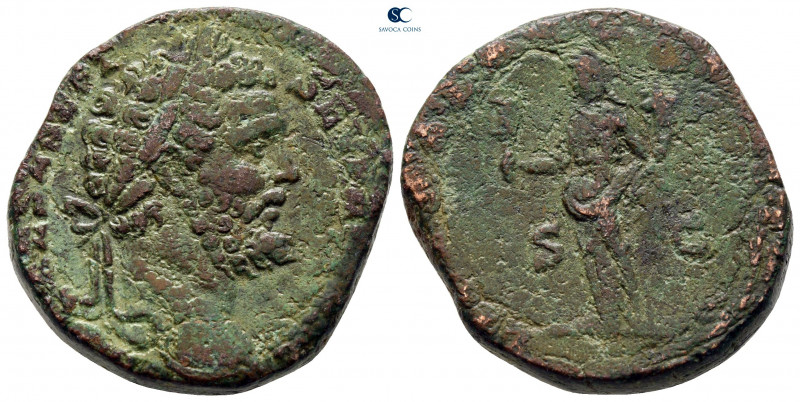 Septimius Severus AD 193-211. Rome
Sestertius Æ

28 mm, 19,84 g



fine
