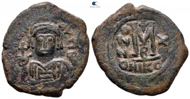 Heraclius AD 610-641. Nikomedia
Follis or 40 Nummi Æ

32 mm, 12,42 g



n...