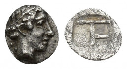 Ionia - Kolophon - Autonomous Tetartemorion 490-400 BC. 0.2g 7.3mm Obv: head of Apollo right. Rev: TE monogram in incuse square.