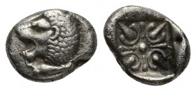 Ionia, Miletos, late 6th-early 5th century BC. AR Diobol (10.1mm, 1.1g). Forepart of a lion r., head l. R/ Stellate design within square incuse.