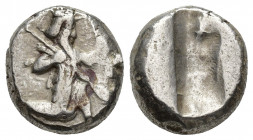 PERSIA. Achaemenid Empire. Time of Darios I-Xerxes II. Circa 485-420 BC. AR Siglos (5.7 g 14.7mm). Persian king or hero in kneeling/running stance rig...