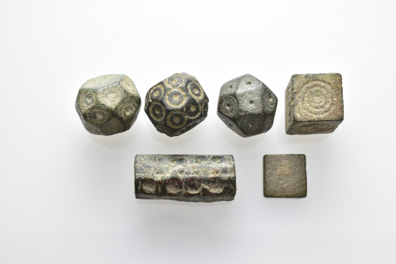 Group Lots
A lot containing 6 Byzantine and islamic bronze weights.SOLD AS SEEN ...