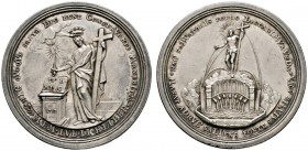 Altdeutsche Münzen und Medaillen 
 Heilbronn, Stadt 
 Silbermedaille 1717 von P.H. Müller, auf das Reformationsjubiläum. Aus Wolken bekrönte Religio...