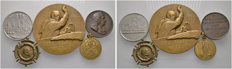 Lots altdeutscher Münzen und Medaillen 
 35 Stücke: Diverse Prägungen in Silber...
