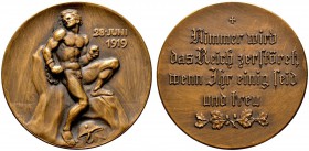 Deutsche Münzen und Medaillen ab 1871 
 Weimarer Republik 
 Bronzemedaille 1919 von Mayer und Wilhelm, auf die Unterzeichnung des Versailler Vertrag...
