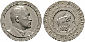 Deutsche Münzen und Medaillen ab 1871 
 Drittes Reich 
 Mattierte Silbermedaille 1933 von F. Beyer, auf die Ereignisse des Jahres. Büste Hitlers nac...