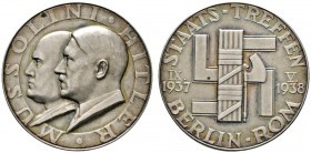 Deutsche Münzen und Medaillen ab 1871 
 Drittes Reich 
 Mattierte Silbermedaille 1938 von F. Beyer, auf das Staatstreffen in Rom. Büsten von Hitler ...