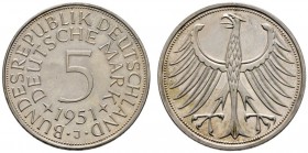 Deutsche Münzen und Medaillen ab 1871 
 Bundesrepublik Deutschland 
 5 Deutsche Mark 1951 J. Kursmünze. J. 387. Auflage: 250 Exemplare. feine Tönung...