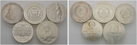 Deutsche Münzen und Medaillen ab 1871 
 Deutsche Demokratische Republik 
 Fast komplette Typensammlung der Gedenkmünzen 1966-1990 (122 Stücke). Die ...