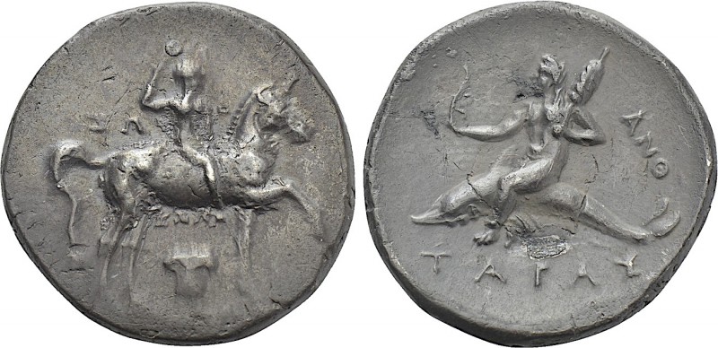 CALABRIA. Tarentum. Nomos (Circa 280-272 BC). 

Obv: Crowning youth on horse s...
