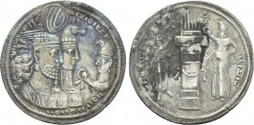 SASANIAN KINGS. Vahrām (Bahram) II with Queen and Prince 4 (276-293). Drachm.