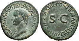 Tiberius, 14-37. As (Copper, 29 mm, 11.34 g, 12 h), Rome, 22-23. TI•CAESAR•DIVI•AVG•F•AVGVST•IMP•VIII Bare head of Tiberius to left. Rev. PONTIF•MAXIM...