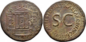 Tiberius, 14-37. Sestertius (Orichalcum, 36 mm, 24.74 g, 7 h), Rome, 36-37. Hexastyle temple with flanking wings and statue of Concordia in the center...
