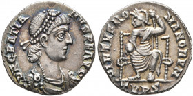 Gratian, 367-383. Siliqua (Silver, 17 mm, 1.95 g, 12 h), Treveri, 378-383. D N GRATIA-NVS P F AVG Pearl-diademed, draped and cuirassed bust of Gratian...