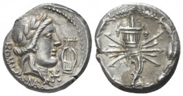 Q. Fabius Maximus. Denarius circa 82-80, AR 17.50 mm., 3.91 g.
Laureate head of Apollo r.; behind, ROMA; below, Q MAX; before, lyre and *. Rev. Cornu...