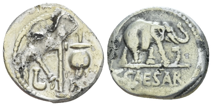 C. Iulius Caesar. Denarius fouree mint moving with Caesar 49-48, AR 18.00 mm., 3...