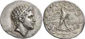 Perseus, 178 – 168 
Tetradrachm signed by Zoilos, Pella 178, AR 16.67 g. Diademed head r., slightly bearded; below, ZΩΙΛΟΥ. Rev. ΒΑΣΙ - ΛΕΩΣ / ΠΕΡ - ...
