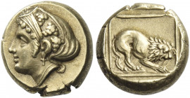 Lesbos, Mytilene
Hecte circa 412-378, EL 2.53 g. Head of Ariadne l., her hair in sakkos decorated with three grape bunches. Rev. Lion r., holding spe...