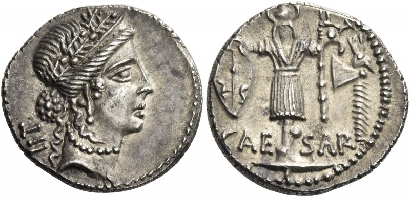 C. Iulius Caesar. Denarius, Illyria (Apollonia?) early to mid 48, AR 3.94 g. Fem...