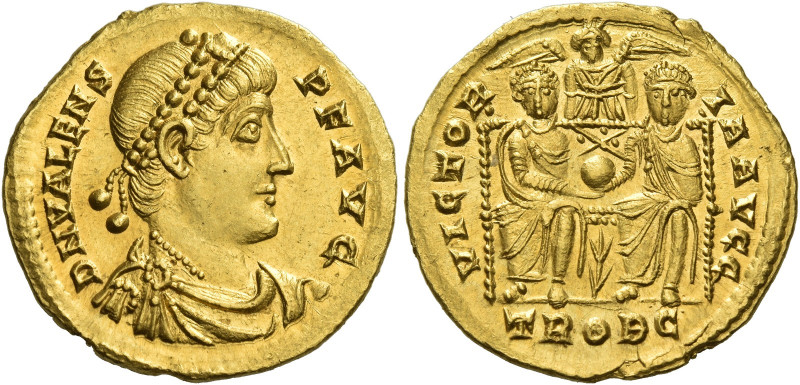 Valens, 364 - 378 
Solidus, Treveri circa 367-375, AV 4.47 g. D N VALENS – P F ...