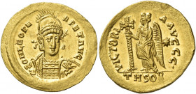 Leo I, 457 - 474 
Solidus, Thessalonica 457-474, AV 4.43 g. D N LEO PE – RPET AVG Helmeted, pearl-diademed and cuirassed bust facing three-quarters r...