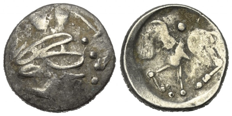 Ostkelten. Muntenien. Typ 'Sattelkopf'.

 Tetradrachme (Silber).
Vs: Stilisie...