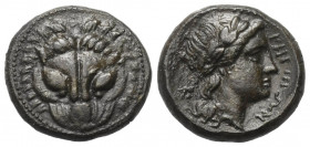 Bruttium. Rhegion.

 Bronze. Ca. 351 - 280 v. Chr.
Vs: Löwenkopf en face.
Rs: Apollonkopf mit Lorbeerkranz rechts, dahinter Adler.

21 mm. 7,94 ...