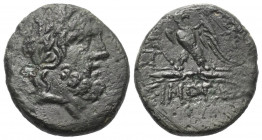 Paphlagonien. Sinope.

 Bronze. Ca. 85 - 65 v. Chr.
Vs: Kopf des Zeus mit Lorbeerkranz rechts.
Rs: Adler auf Blitzbündel nach links stehend, Kopf ...