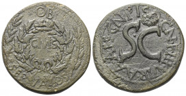 Augustus (31 v. - 14 n. Chr.).

 Sesterz (Bronze). 15 v. Chr. Rom.
Münzmeister CN PISO CN F.

Vs: OB / CIVIS (im Kranz) / SERVATOS.
Rs: CN PISO ...