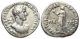 Hadrianus (117 - 138 n. Chr.).

 Denar (Silber). 117 n. Chr. Rom.
Vs: IMP CAES TRAIAN HADRIANO AVG DIVI TRA. Büste mit Lorbeerkranz und Drapierung ...