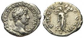 Hadrianus (117 - 138 n. Chr.).

 Denar (Silber). 119 - 122 n. Chr. Rom.
Vs: IMP CAESAR TRAIAN HADRIANVS AVG. Büste mit Lorbeerkranz und Drapierung ...