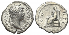 Hadrianus (117 - 138 n. Chr.).

 Denar (Silber). 128 n. Chr. Rom.
Vs: HADRIANVS AVGVSTVS P P. Büste mit Lorbeerkranz und Drapierung rechts.
Rs: CO...