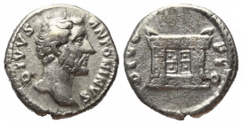 Antoninus Pius (138 - 161 n. Chr.).

 Denar (Silber). 161 n. Chr. Rom.
Vs: DIVVS ANTONINVS. Kopf rechts.
Rs: DIVO PIO. Schreinartiger Altar mit ge...
