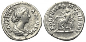 Faustina II. (gest. 176 n. Chr.).

 Denar (Silber). 170 - 176 n. Chr. Rom.
Vs: FAVSTINA AVGVSTA. Drapierte Büste rechts.
Rs: FORTVNAE MVLIEBRI. Fo...